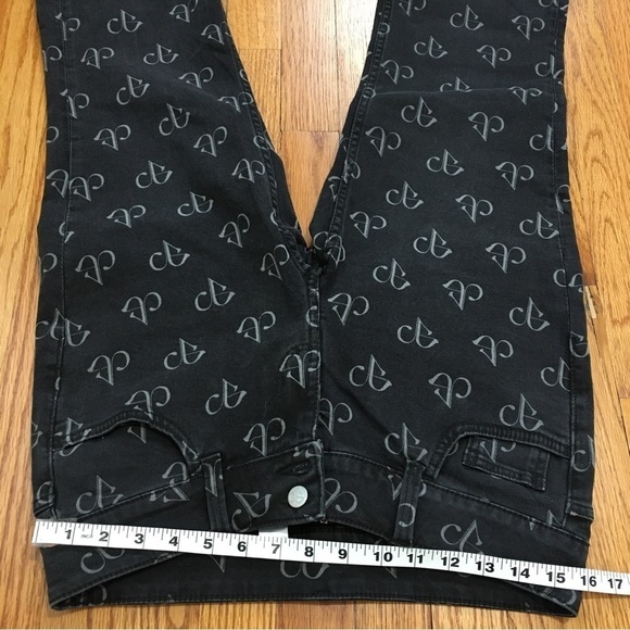 NEW BLACKPINK X H&M Mid Rise Flare Jeans - Picture 11 of 16